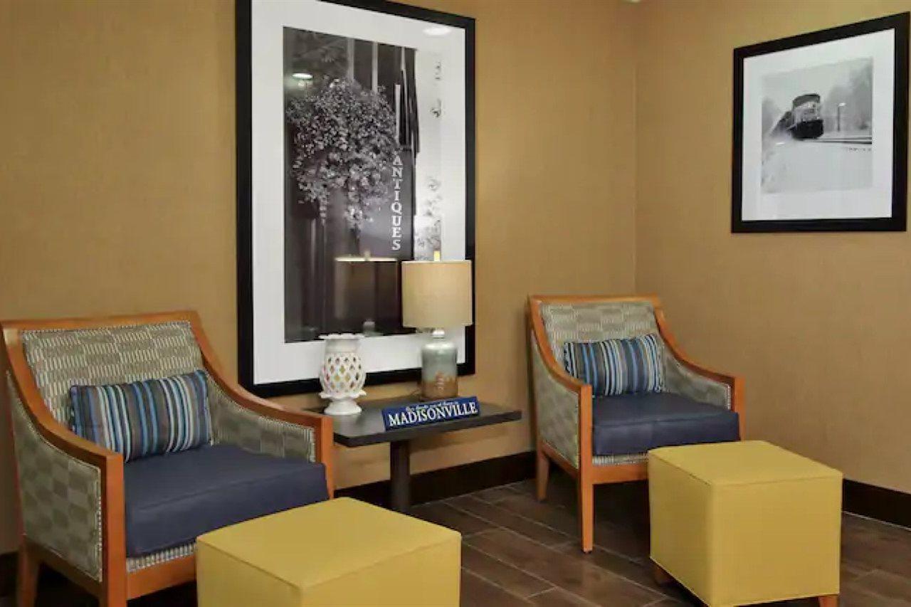 Hampton Inn & Suites Madisonville Bagian luar foto