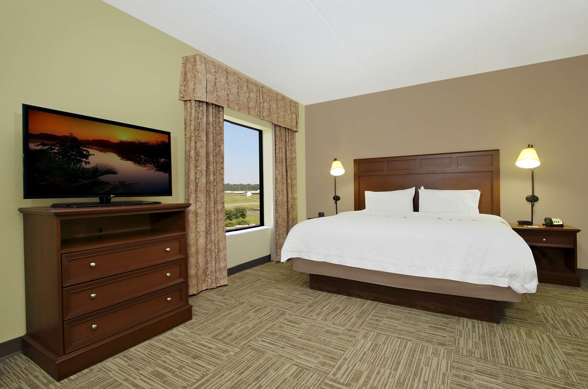 Hampton Inn & Suites Madisonville Bagian luar foto